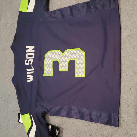 Boys 4T Russel Wilson Jersey New with tags - Picture 4 of 5